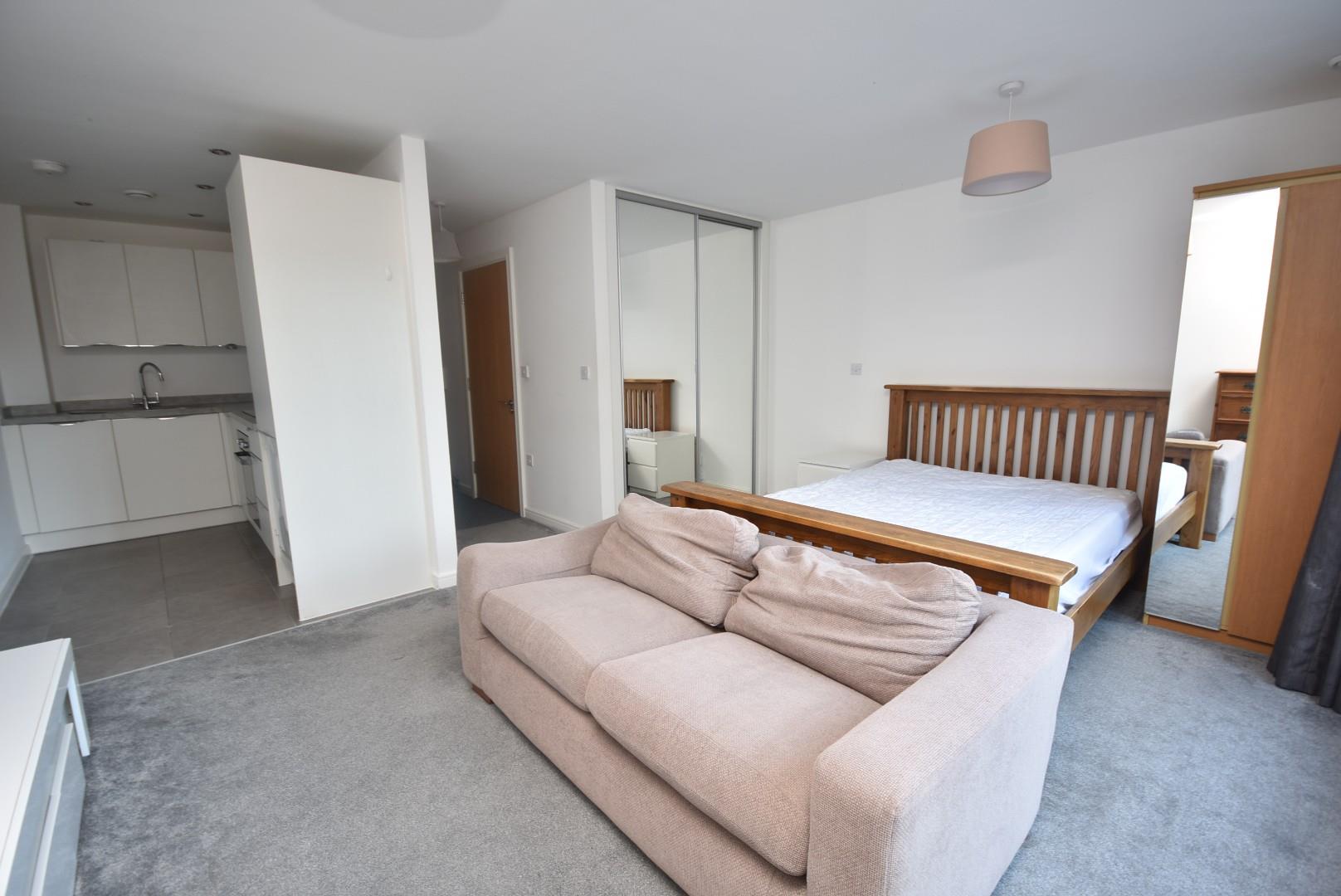 5 Davaar House, Prospect Place, Cardiff, CF11 0LA